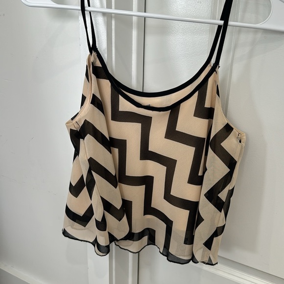 women’s cropped top in black and tan. size small - Picture 4 of 6